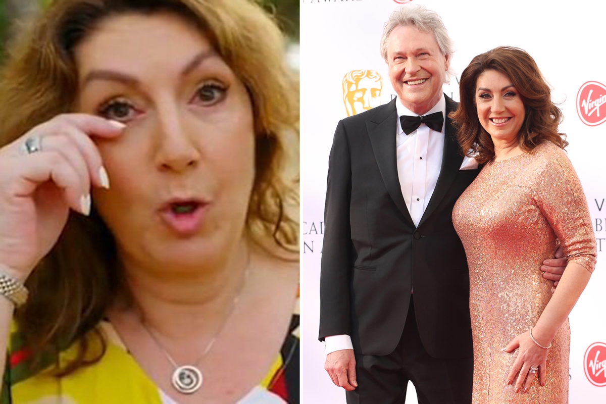 Jane McDonald bursts into tears as Caribbean travel show takes emotional turn [Video]